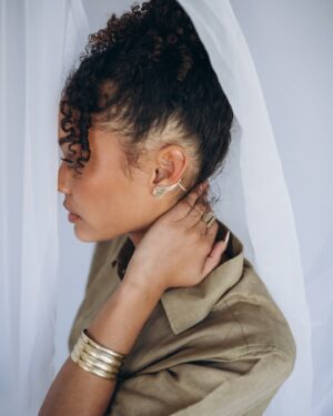 Ear cuff