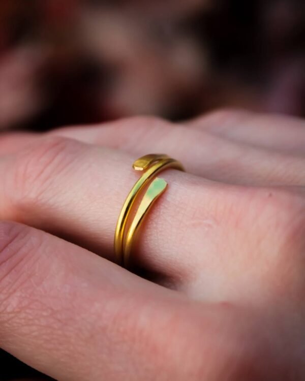 Modern Ring